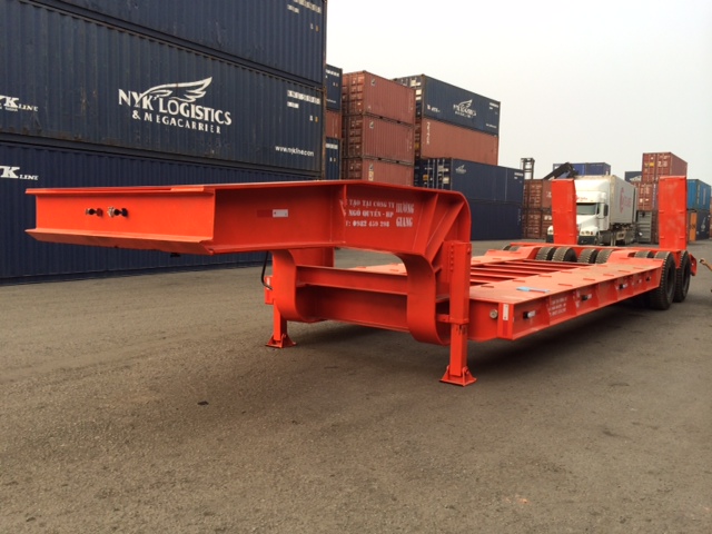 SMRM chở xe, máy chuyên dùng, bộ trục 16 lốp, sàn võng