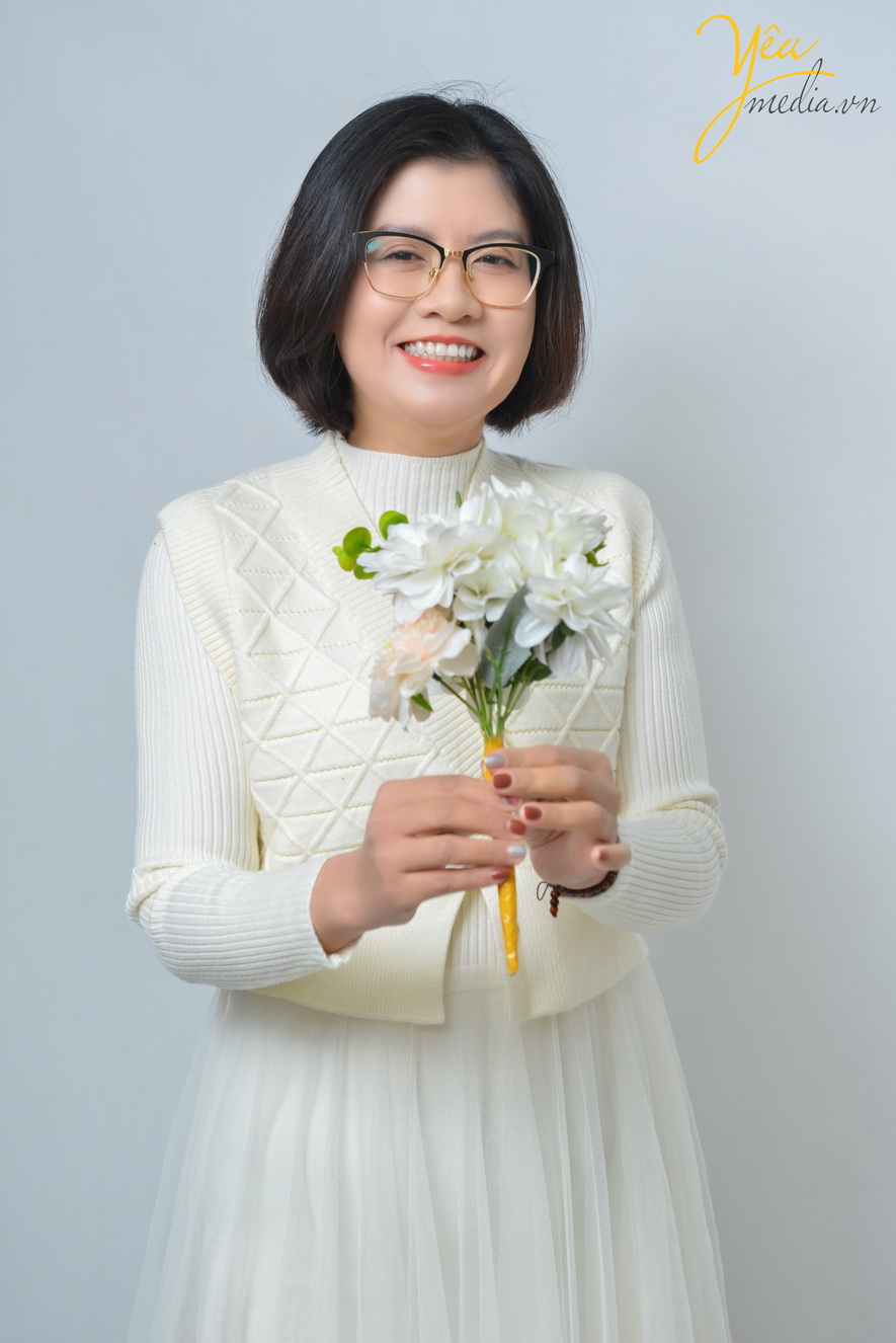 Bộ ảnh beauty đón sinh nhật tuổi mới của chị Nhung