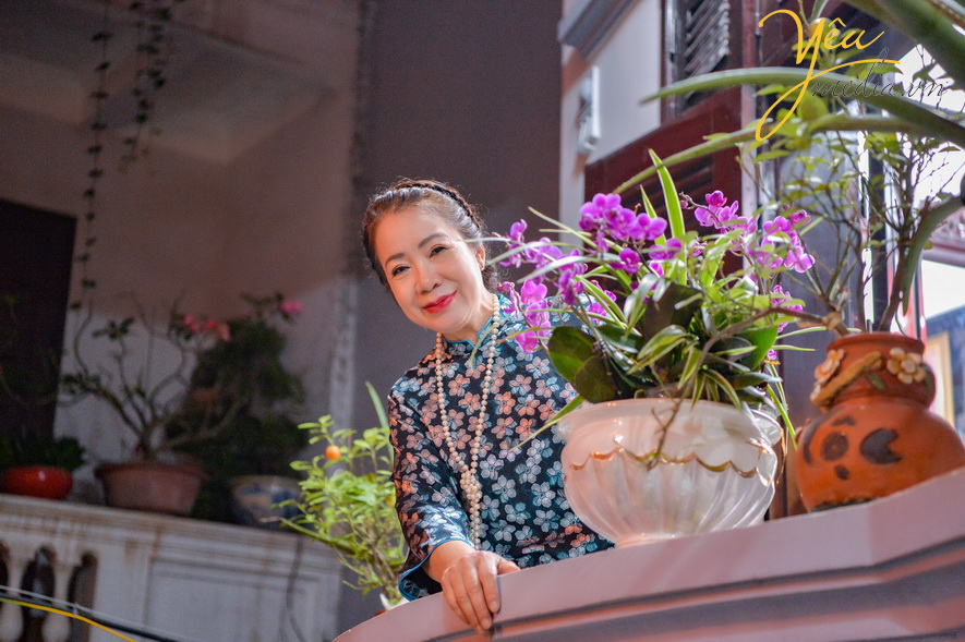 Bộ ảnh gia đình nhà cô Hoa chụp tại nhà