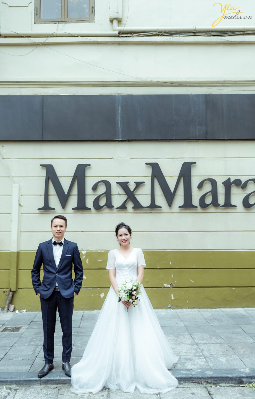 Chụp ảnh cưới ở phố cổ Hà Nội - địa điểm truyền thống không bao giờ cũ: