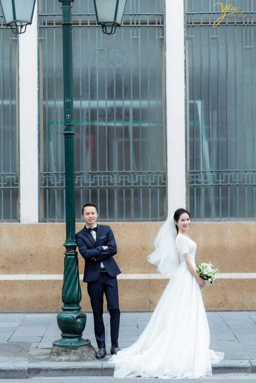 Chụp ảnh cưới ở phố cổ Hà Nội - địa điểm truyền thống không bao giờ cũ: