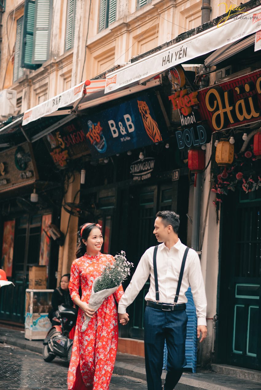 Chụp ảnh cưới ở phố cổ Hà Nội - địa điểm truyền thống không bao giờ cũ: