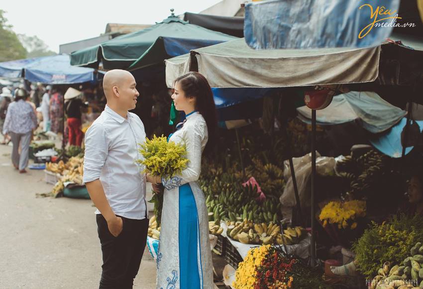 Ảnh cưới chụp tại chợ Đông Ba