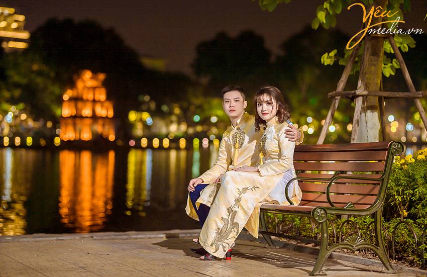 chụp ảnh cưới tại Bờ Hồ