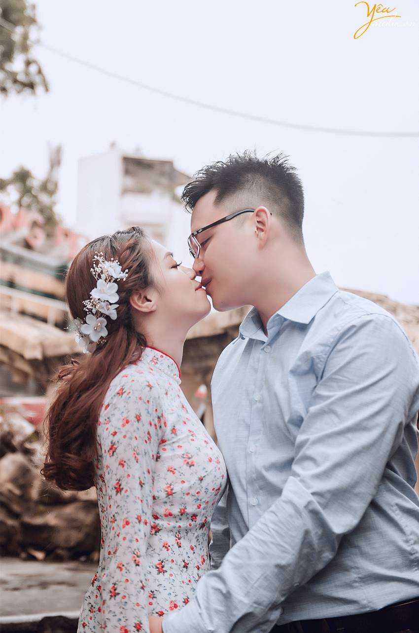 chụp ảnh cưới tại cầu Long Biên