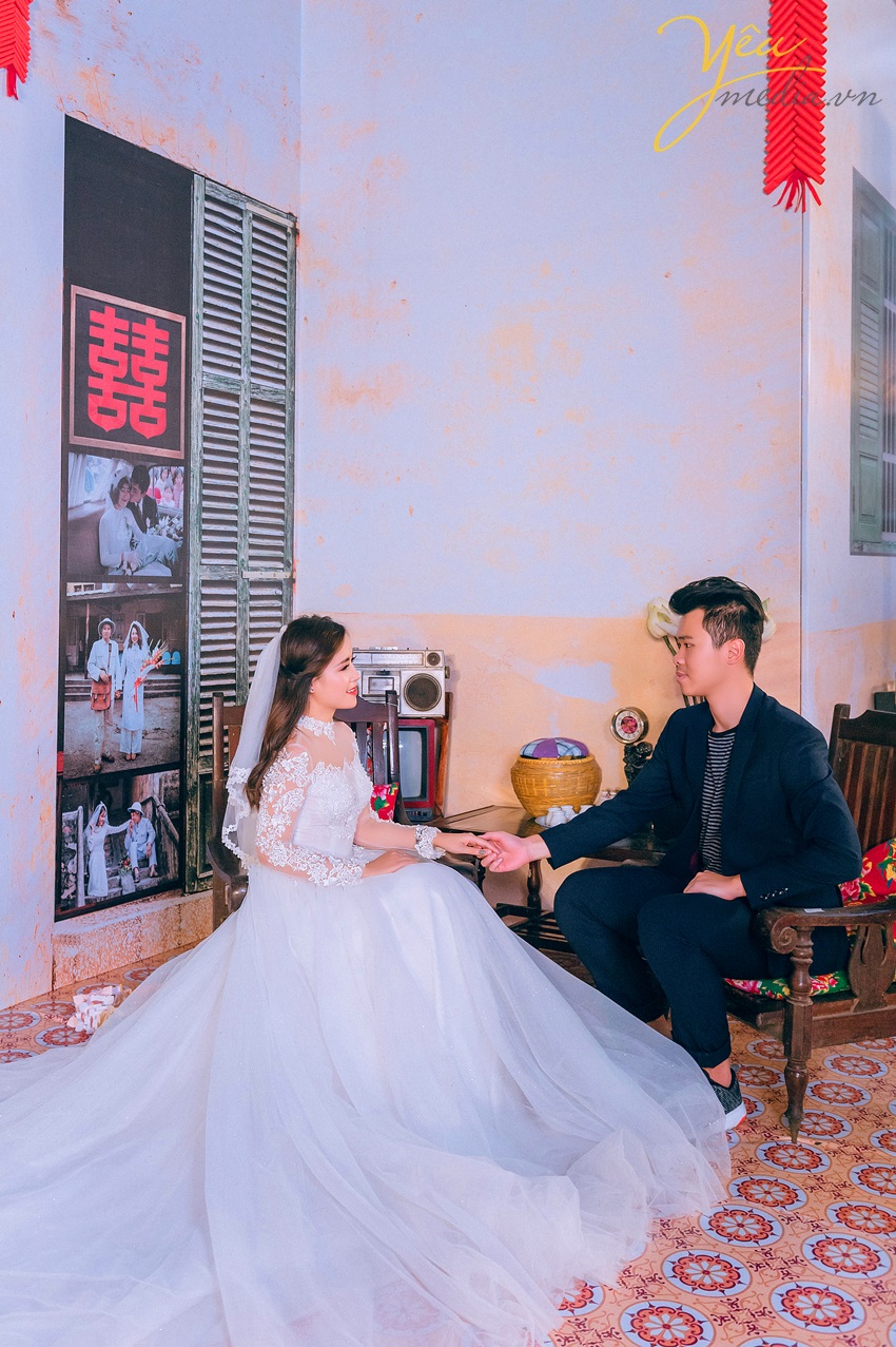 ảnh chụp cưới retro triển lãm tình son marry yêu media tài trợ