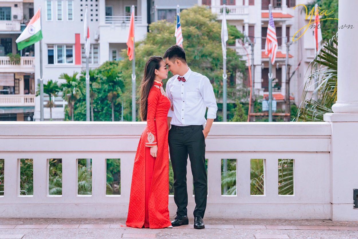 ảnh chụp cưới retro triển lãm tình son marry yêu media tài trợ