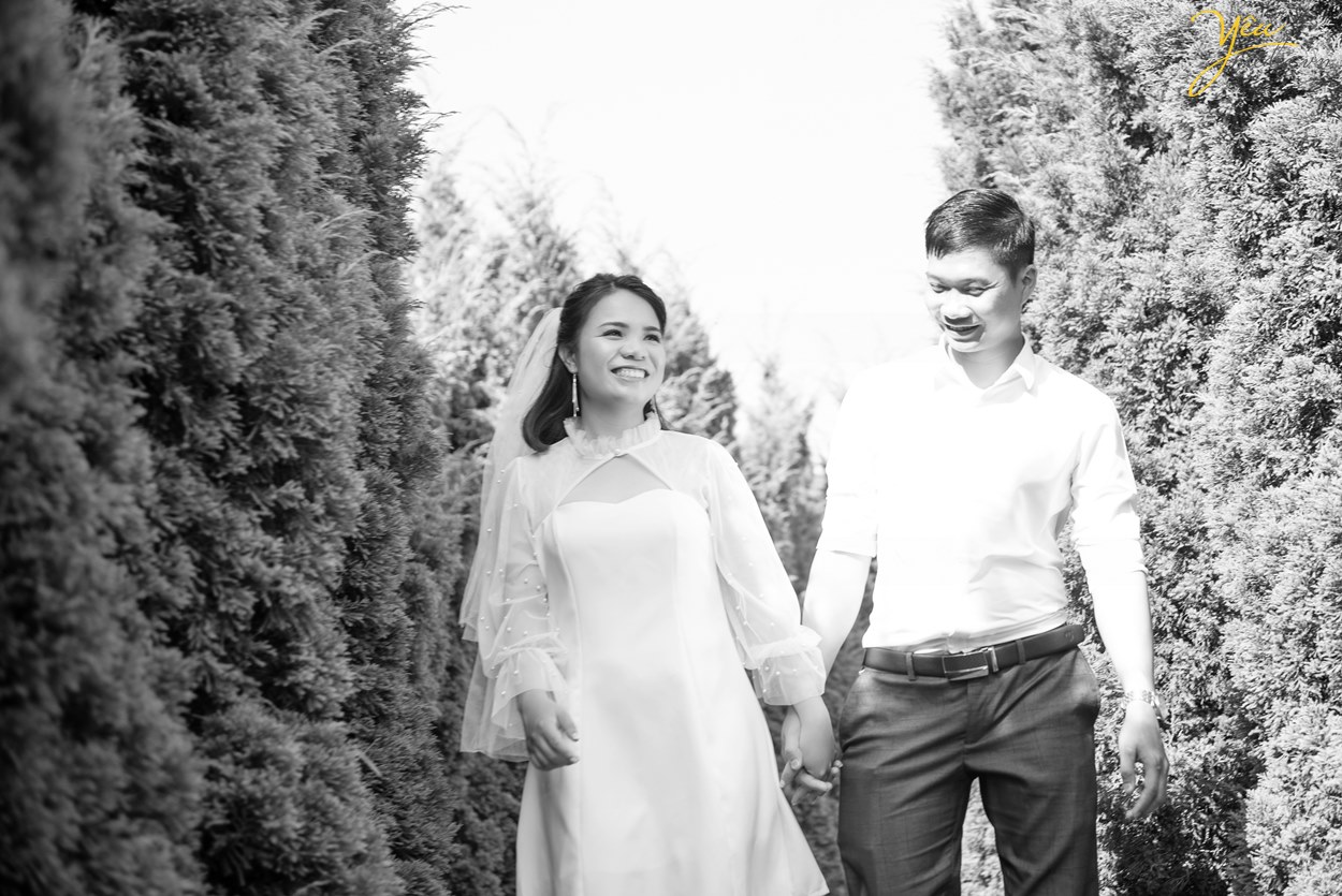 Ảnh cưới đẹp chụp ở phố phường Hà Nội và phim trường Santorini Park: đôi Nghĩa - Yến