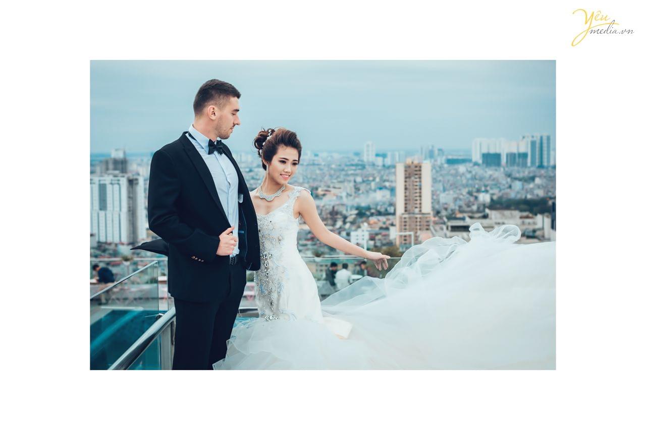 ảnh cưới chụp sân thượng quán cà phê