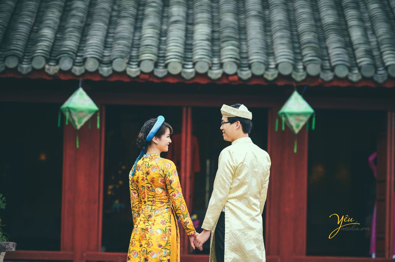 ảnh cưới đẹp chụp áo dài gấm truyền thống tại đại nội huế