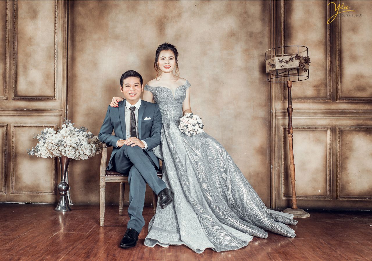 ảnh cưới đẹp chụp tại phim trường smiley ville