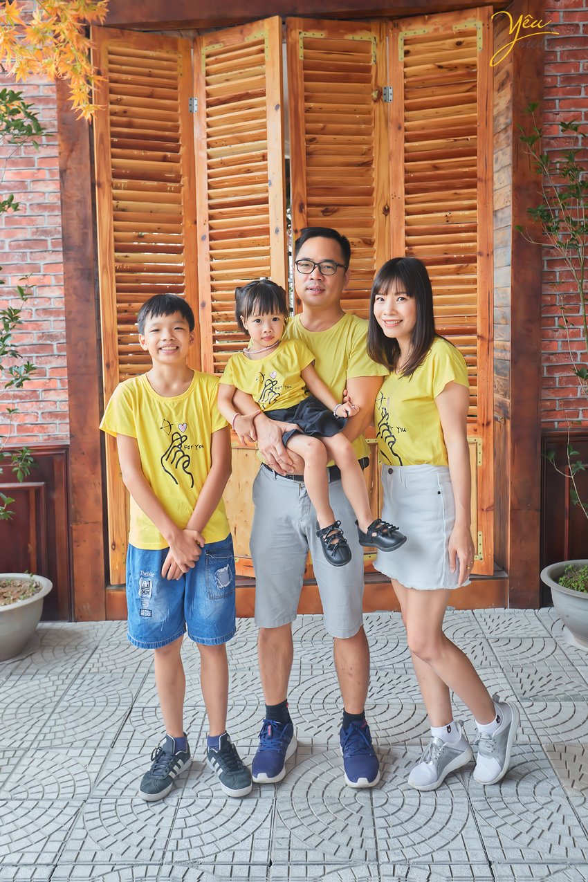 Studio Ảnh Đẹp Yêu Media phục vụ khách hàng đa dạng và phong phú hơn như: Chụp ảnh gia đình và gia đình kỉ niệm cưới, Chụp ảnh em bé, Chụp ảnh chân dung thiếu nữ, Chụp ảnh cưới…