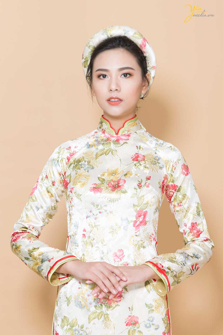 áo dài cưới thêu hoa gấm khăn xếp
