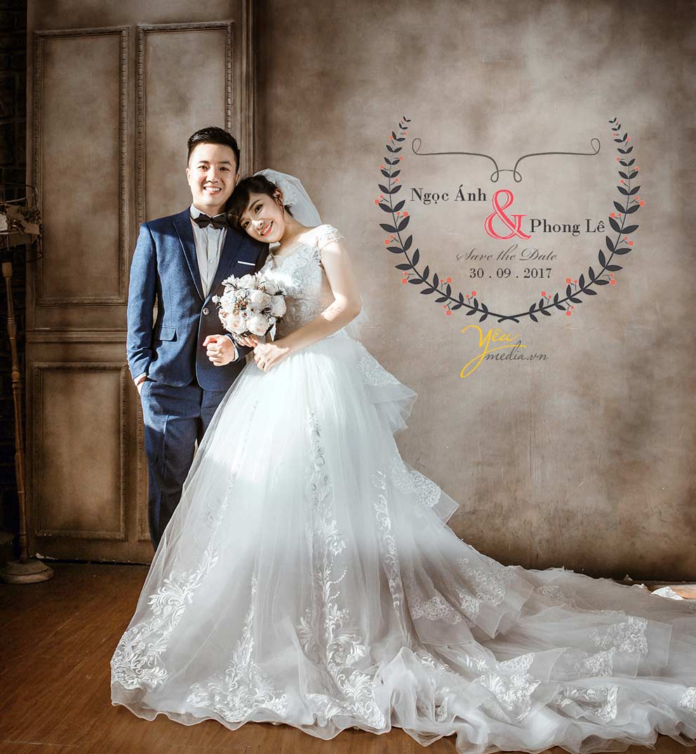 Chụp ảnh cưới tại phim trường Smiley Ville