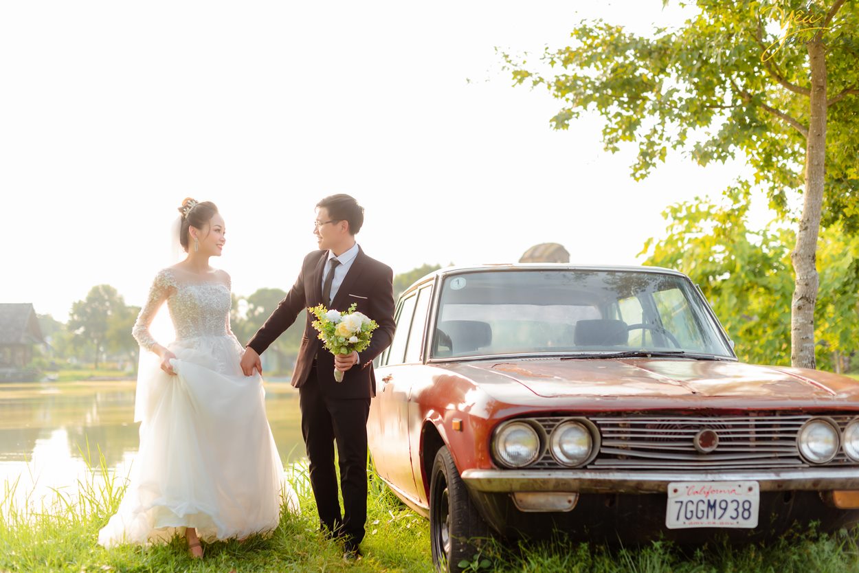 Bộ ảnh cưới lãng mạn tại phim trường SmileyVille Đông Anh - Hà Nội năm 2020 2021 concept mới