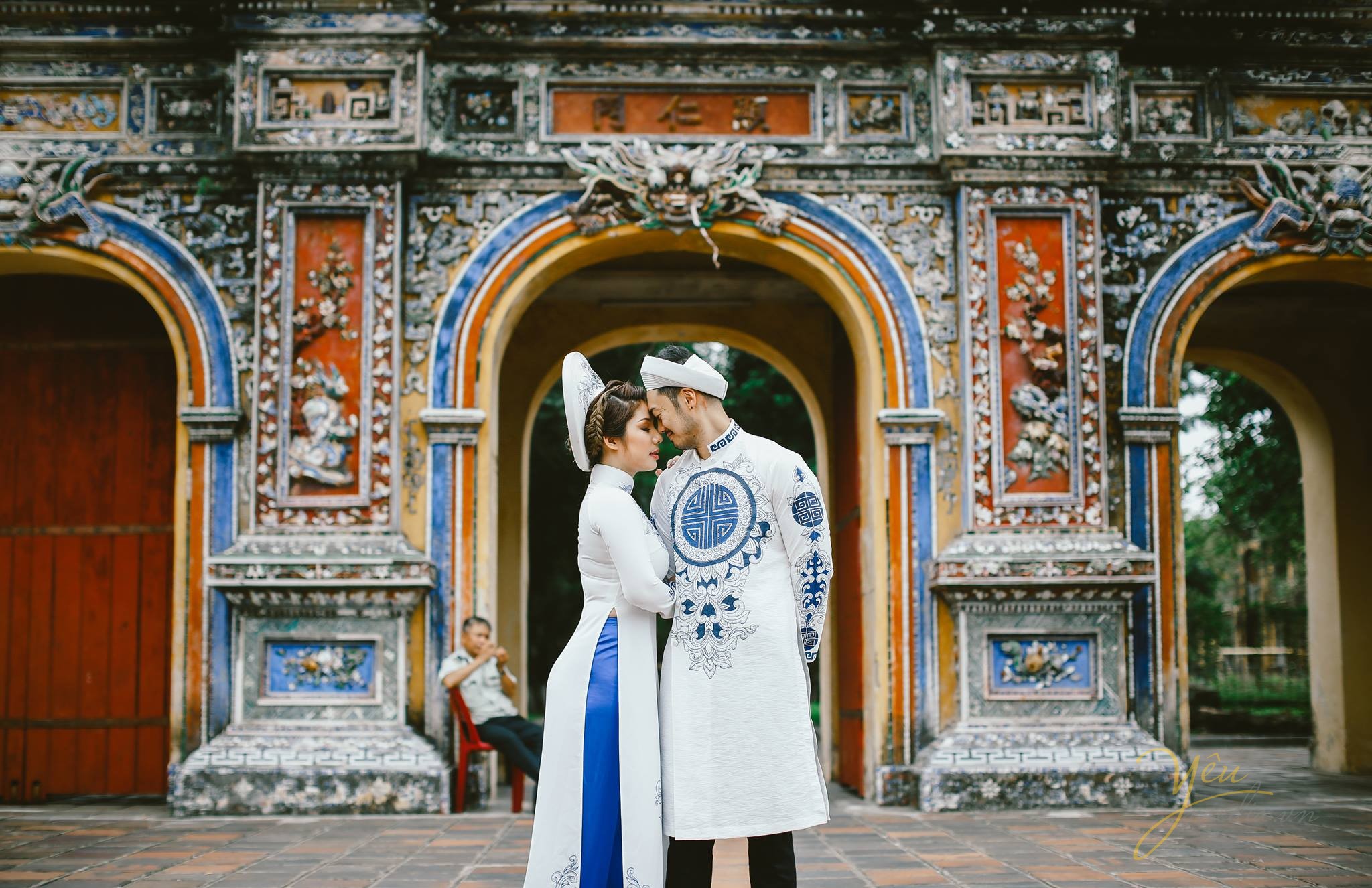 bộ ảnh cưới áo dài tuyệt đẹp tại cầu Trường Tiền