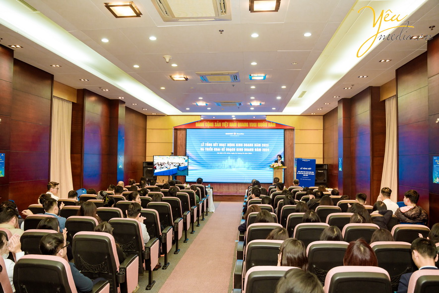 Cùng ngắm nhìn bộ ảnh lễ tổng kết của Công ty Cổ phần Chứng khoán Bảo Việt