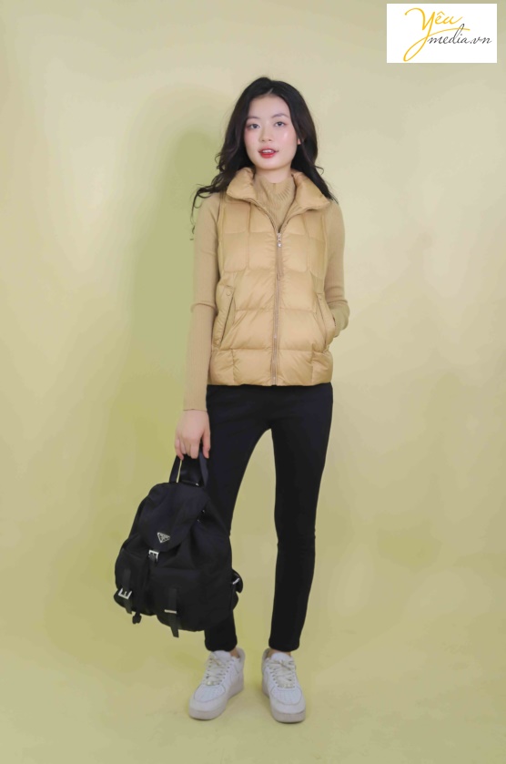 Bộ ảnh chụp thời trang áo phao tại hàng đào