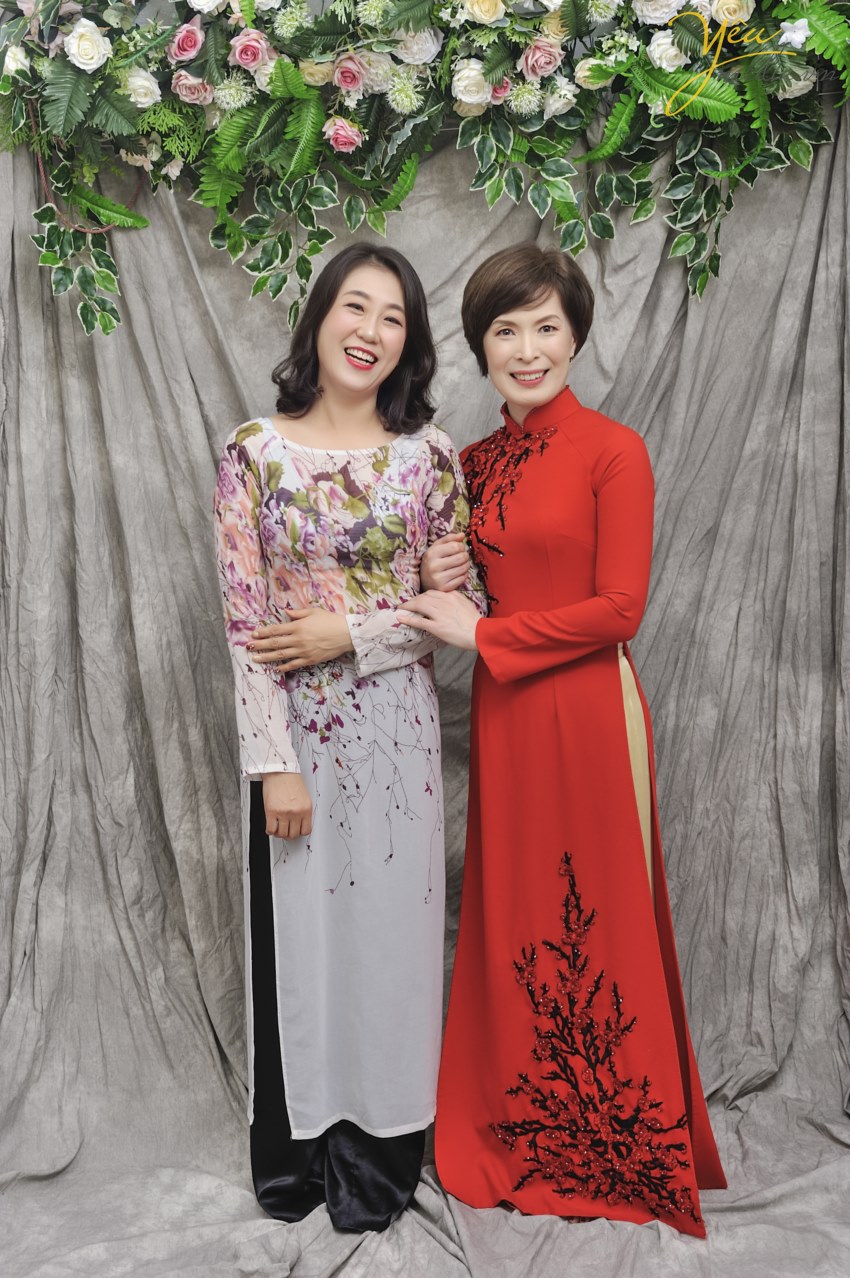 rent vietnamese dress tradition in hanoi for rend lease