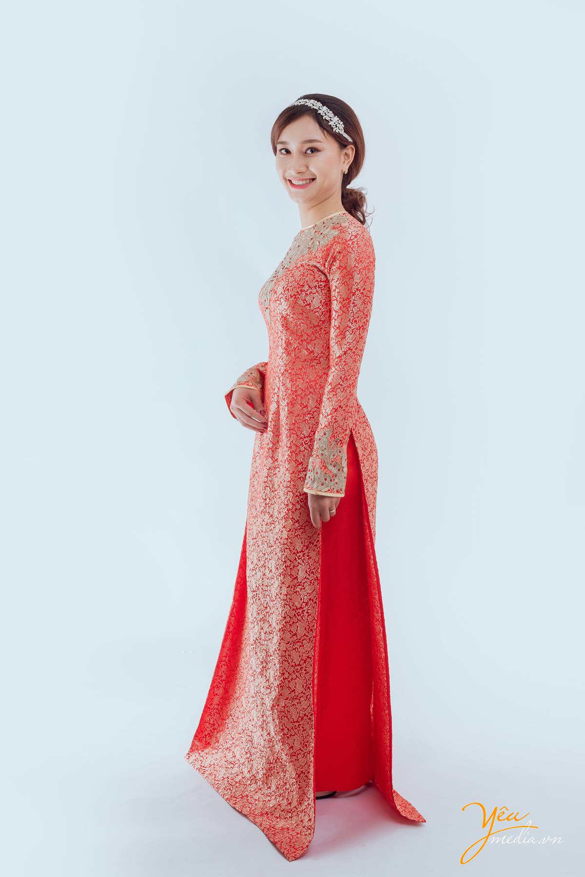 cho thuê áo dài ăn hỏi