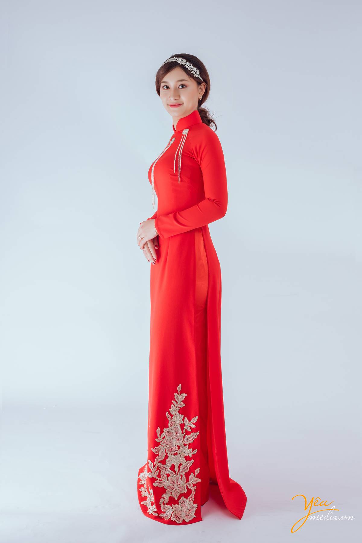 cho thuê áo dài ăn hỏi