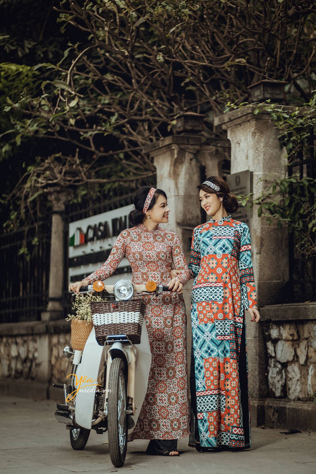 chụp ảnh áo dài Tết