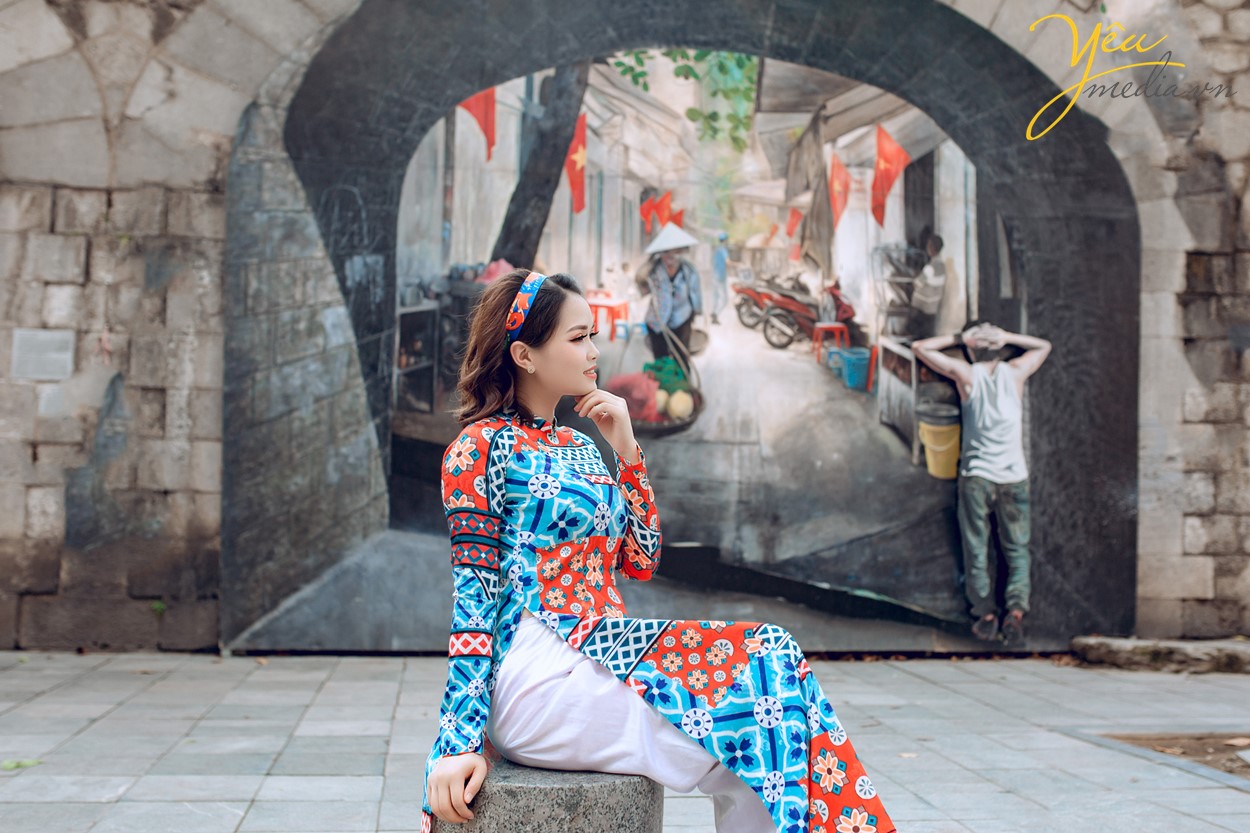 con gái hà nội trong tà áo dài duyên dáng