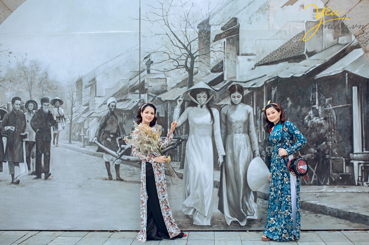 con gái hà nội trong tà áo dài duyên dáng