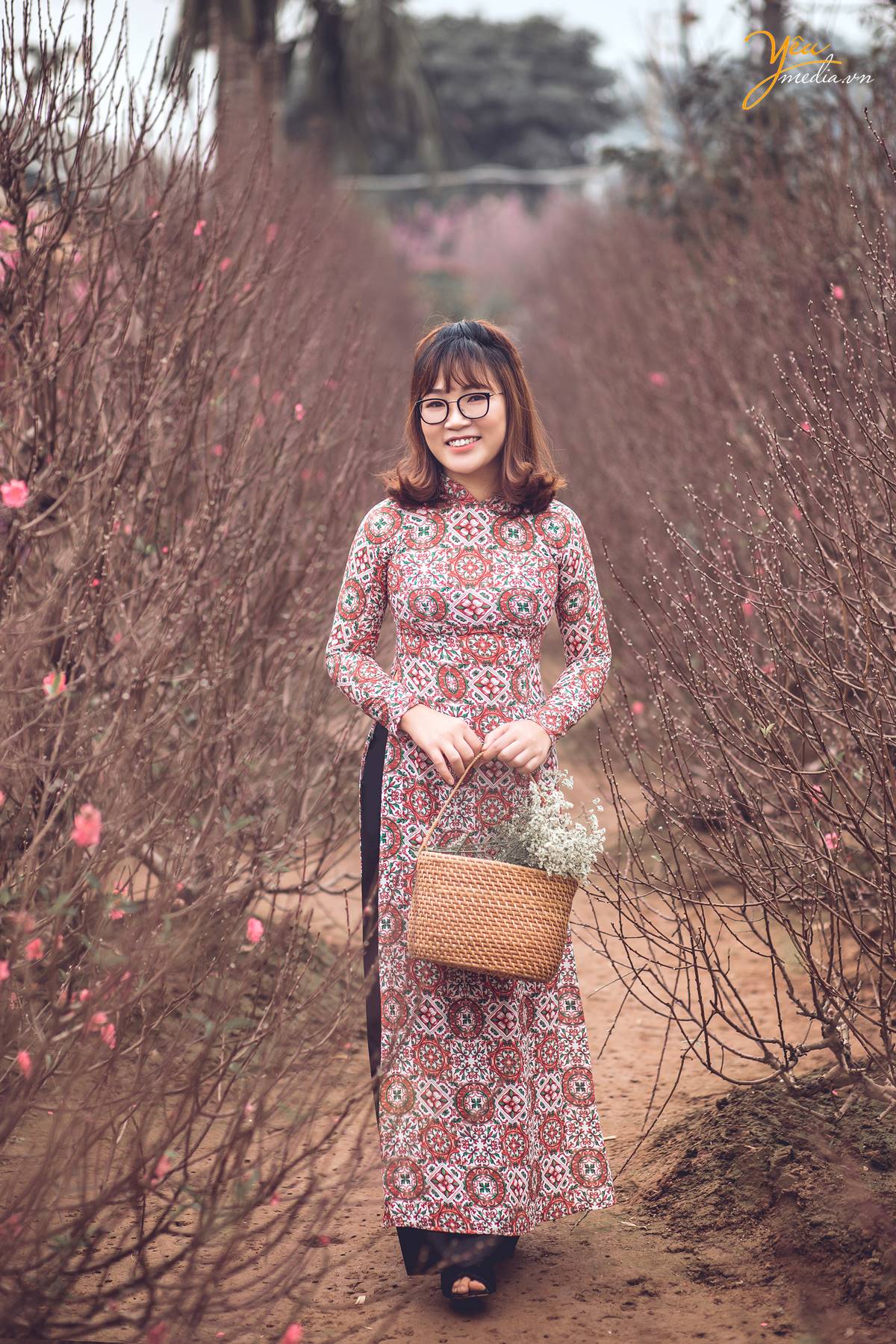 chụp ảnh áo dài Tết