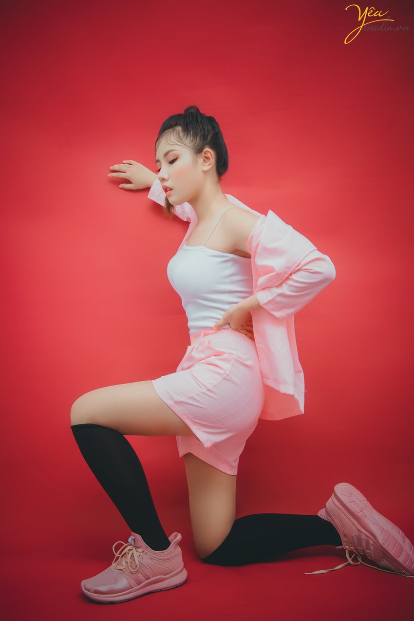 Chụp ảnh concept cá tính, nổi loạn "chất lừ" trong studio Hà Nội: