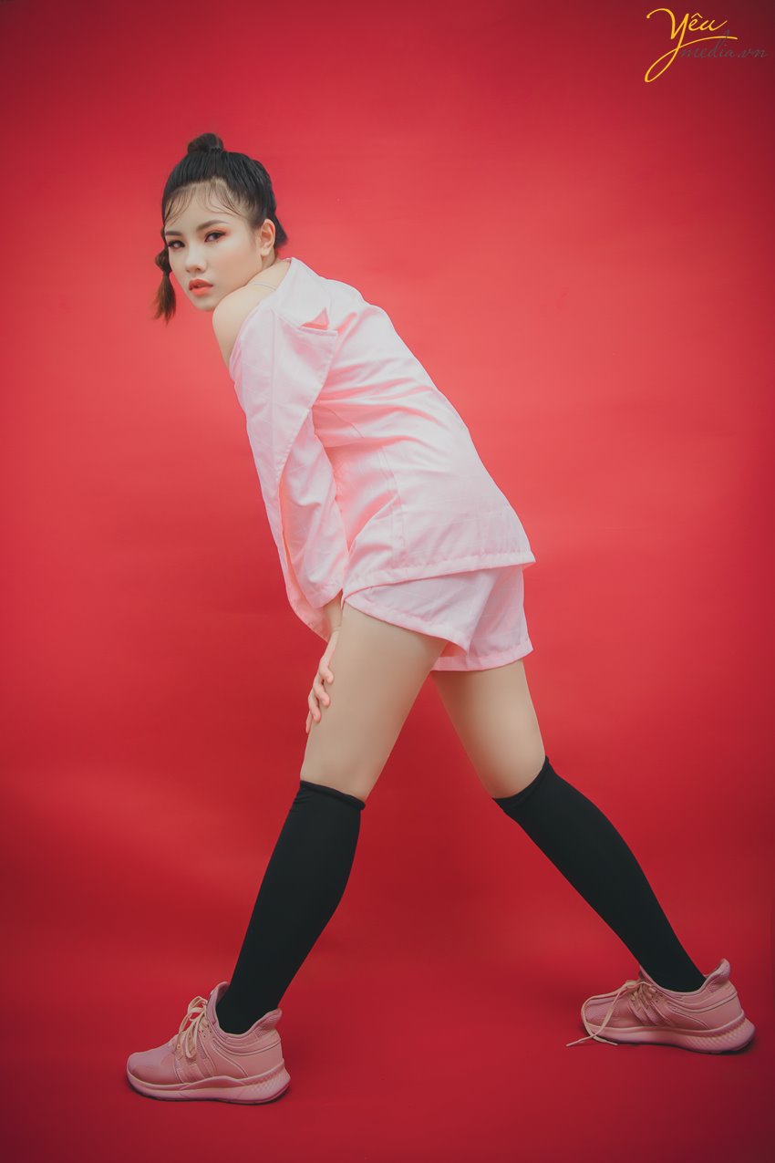 Chụp ảnh concept cá tính, nổi loạn "chất lừ" trong studio Hà Nội: