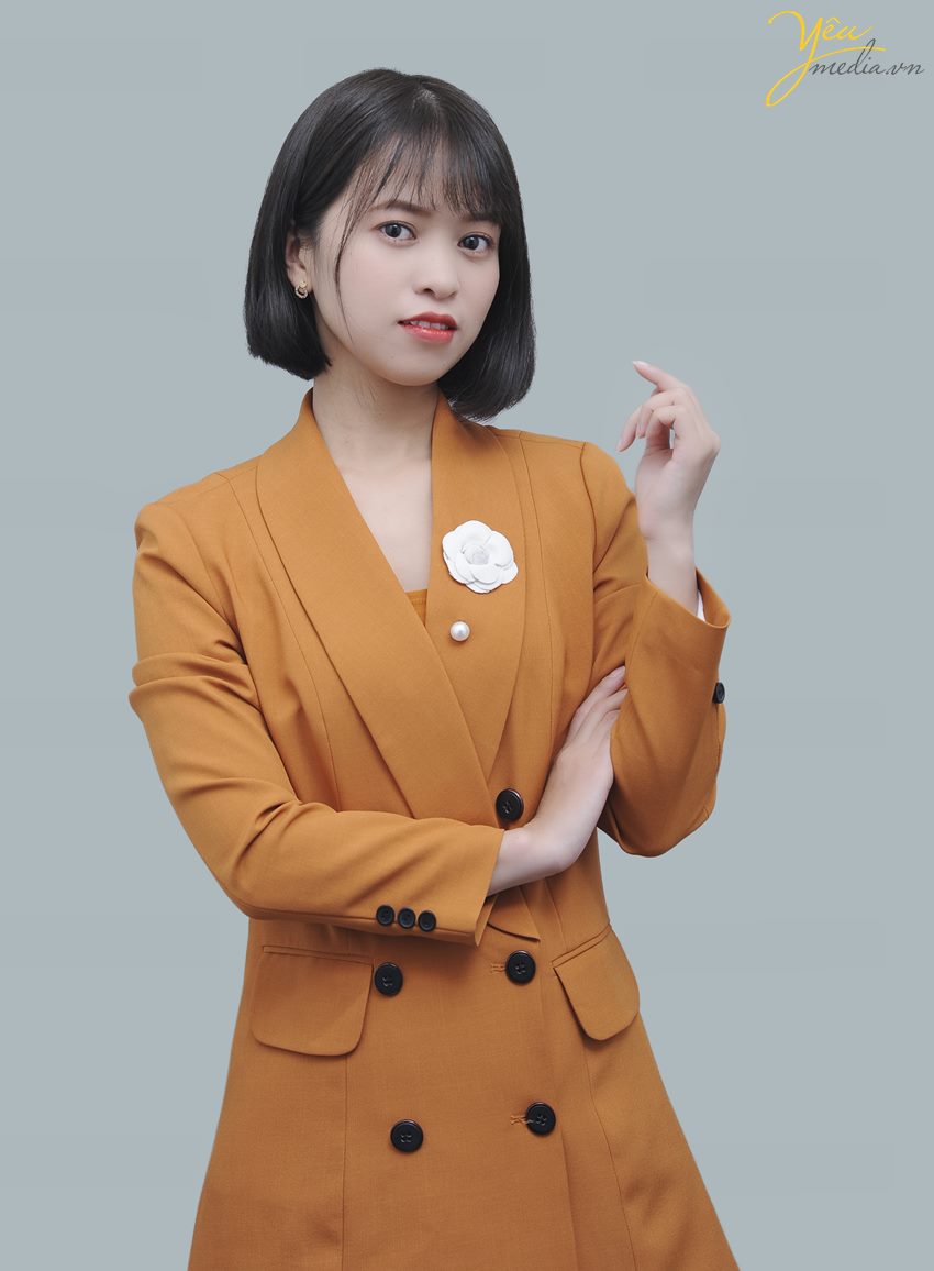 Bộ ảnh chân dung nghề nghiệp đẹp, chân thực tạo niềm tin cho đối tác: Khách hàng Ms. Lệ