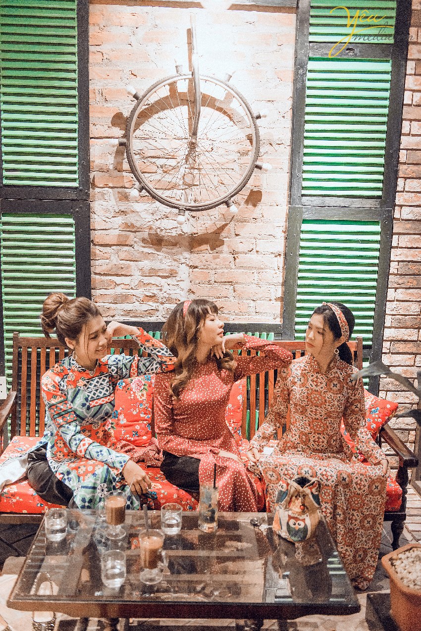 Chụp ảnh áo dài cách tân, tết xuân chuyên nghiệp giá rẻ ở Hà Nội