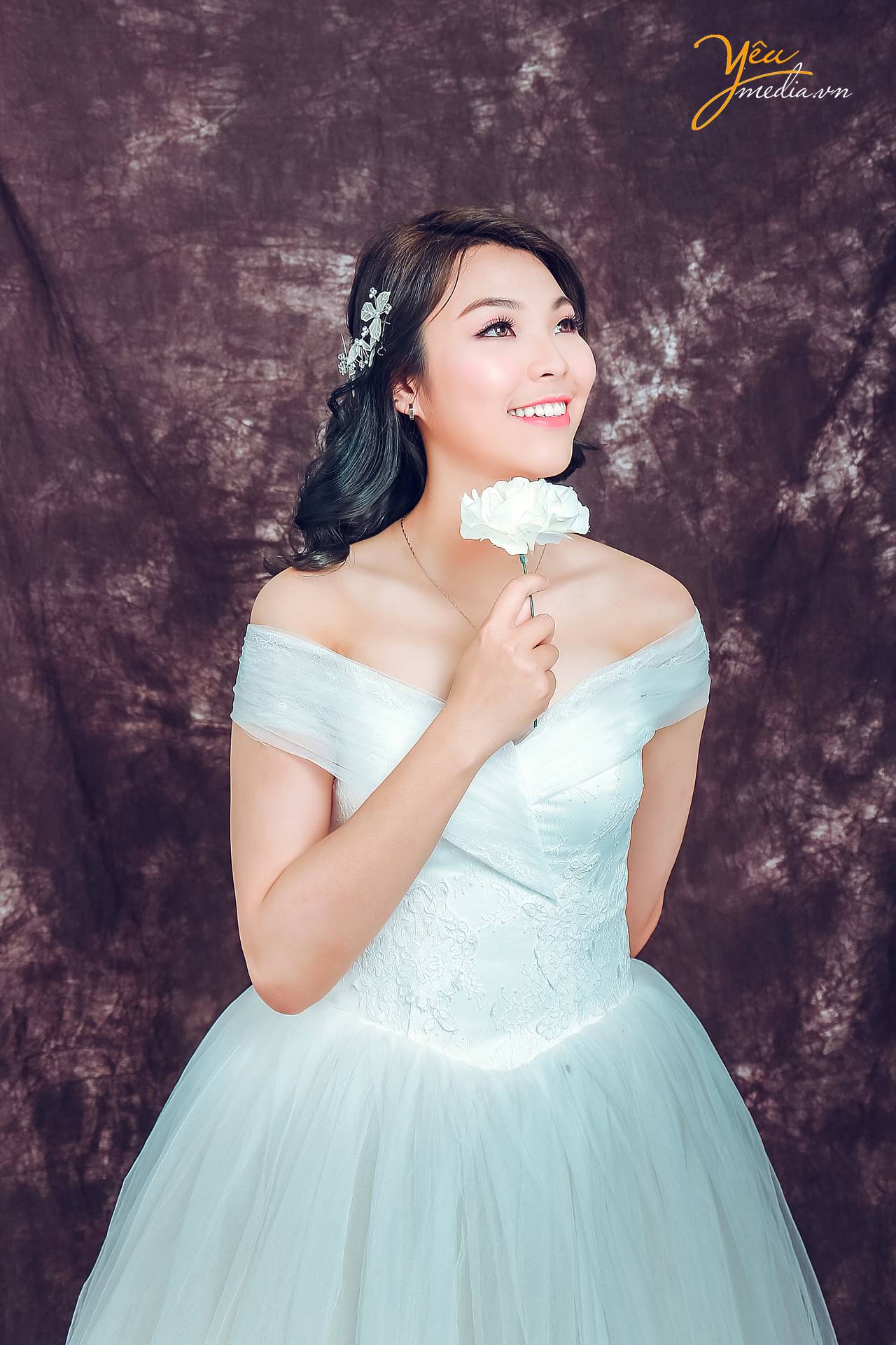 chụp ảnh cô dâu đơn