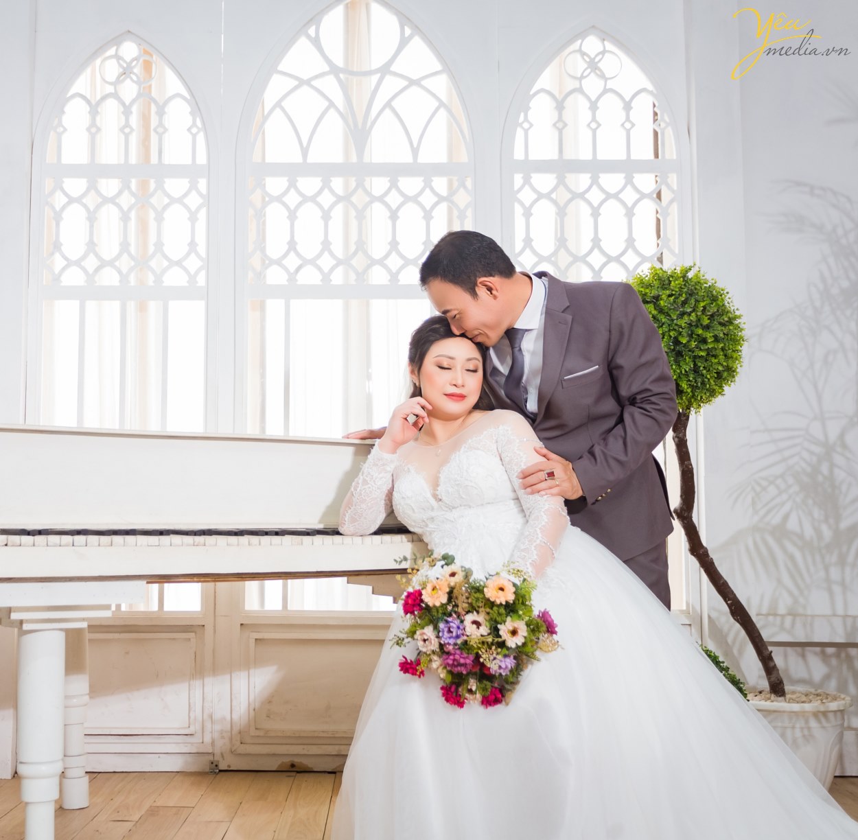 studio nào chuyên chụp hình cưới và làm album ảnh cưới cho cô dâu béo mập tại Hà nội