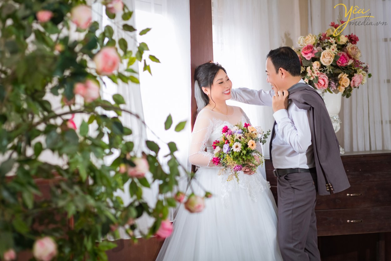 studio nào chuyên chụp hình cưới và làm album ảnh cưới cho cô dâu béo mập tại Hà nội