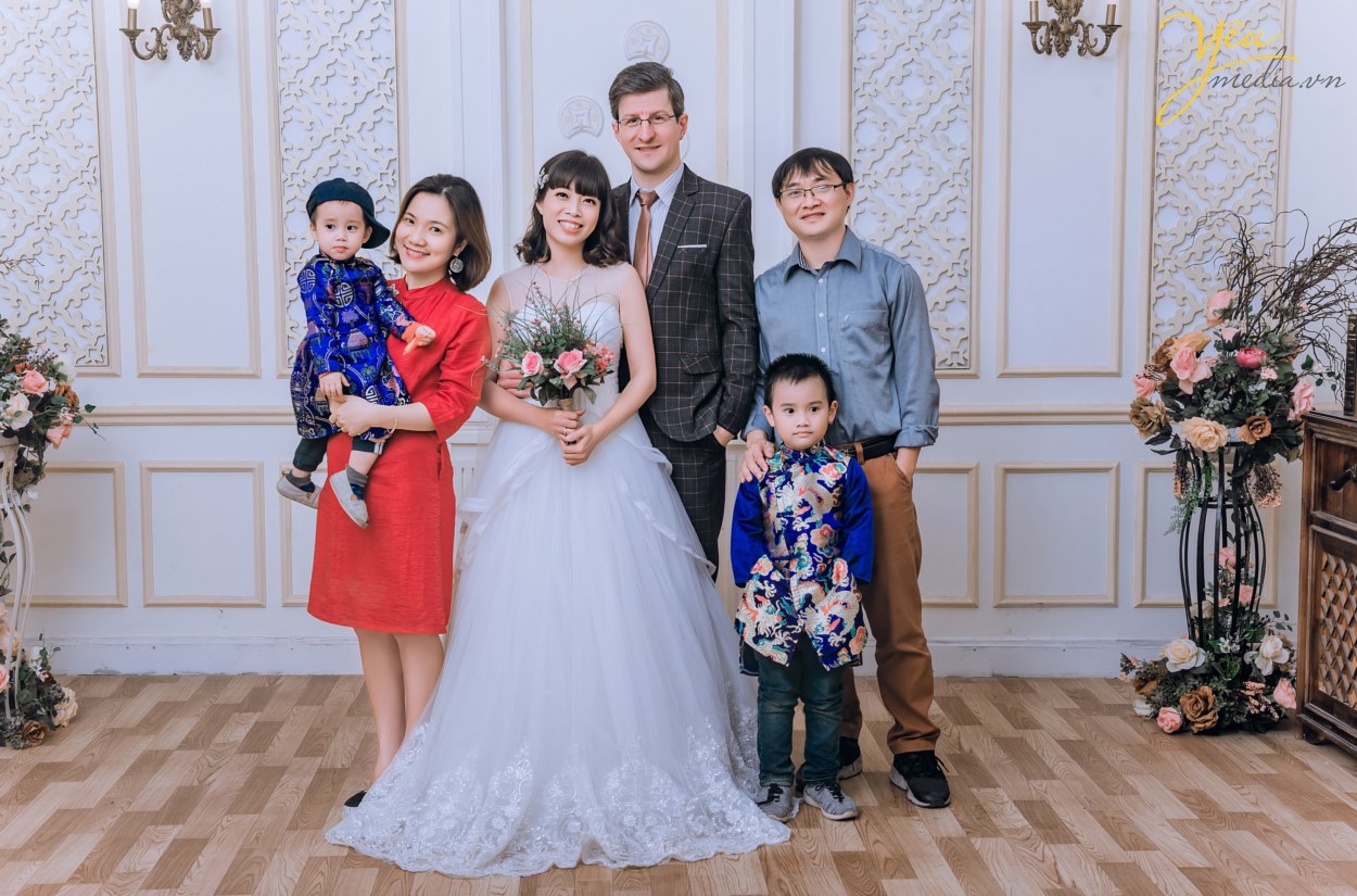 Bộ ảnh tình yêu đầy lãng mạn của cặp đôi nước ngoài chụp .