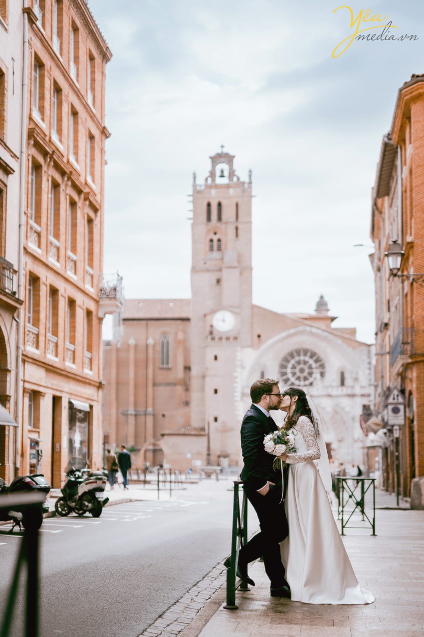 chụp ảnh cưới đẹp ở nước ngoài tư vấn ngay với yêu media để sở hữu bộ album chụp ở mỹ, châu âu, đẹp nhất