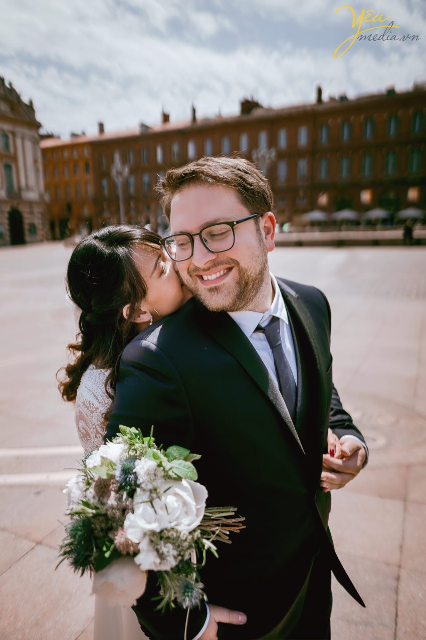 chụp ảnh cưới đẹp ở nước ngoài tư vấn ngay với yêu media để sở hữu bộ album chụp ở mỹ, châu âu, đẹp nhất