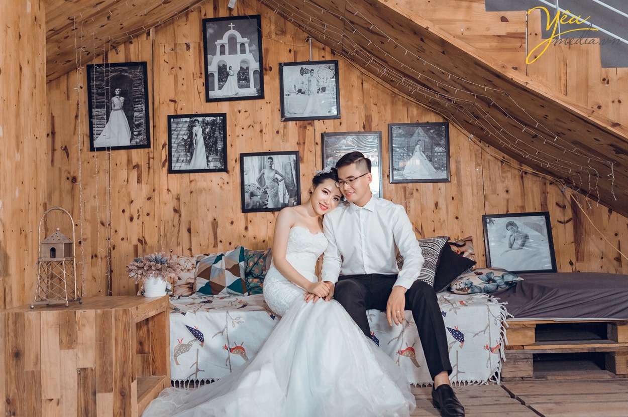 dựa vào vai anh thấy bình yên trong giông bão