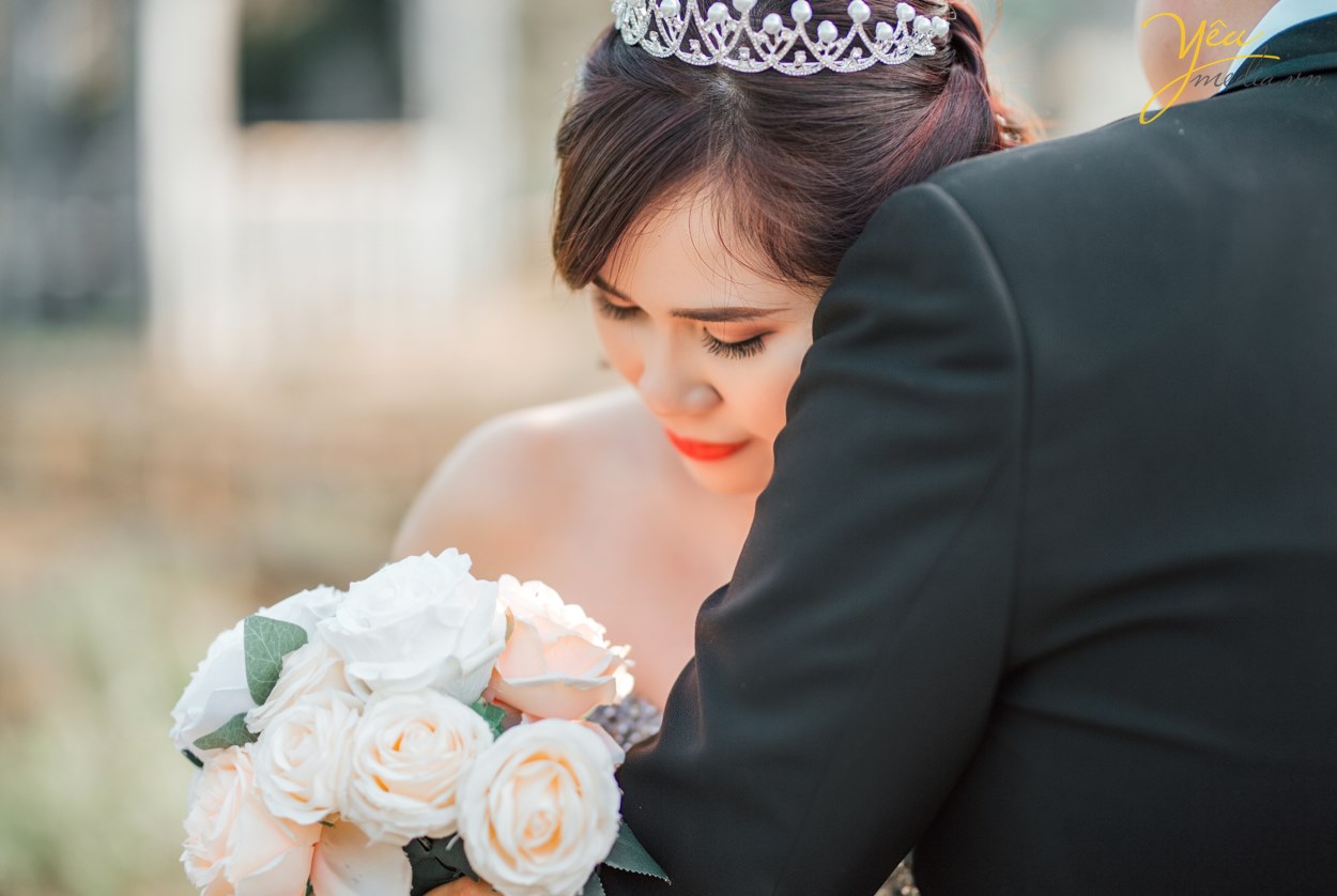 Chuẩn bị cho bộ ảnh cưới cả đời không hề đơn giản đối với các cặp đôi sắp cưới, vì hầu như chẳng ai có kinh nghiệm cả, với nhiều câu hỏi như: ...