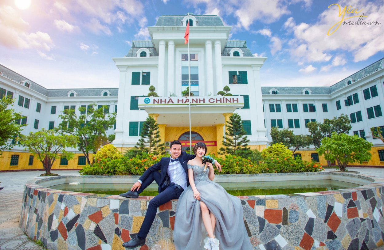 LePARC by Gamuda - Điểm đến lý tưởng cho các cặp đôi uyên ương đang có nhu cầu chụp ảnh cưới hoặc tổ chức tiệc cưới ngoài trời.  Xu hướng chụp ảnh cưới hiện nay thiên về chụp ngoại cảnh, chụp với phong cảnh thiên nhiên đẹp nhẹ nhàng, tự nhiên và gần gũi ngày càng được nhiều bạn trẻ ưa chuộng để lưu giữ khoảnh khắc hạnh phúc.