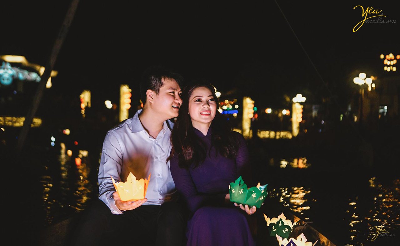 chup anh cuoi o hoi an buoi dem