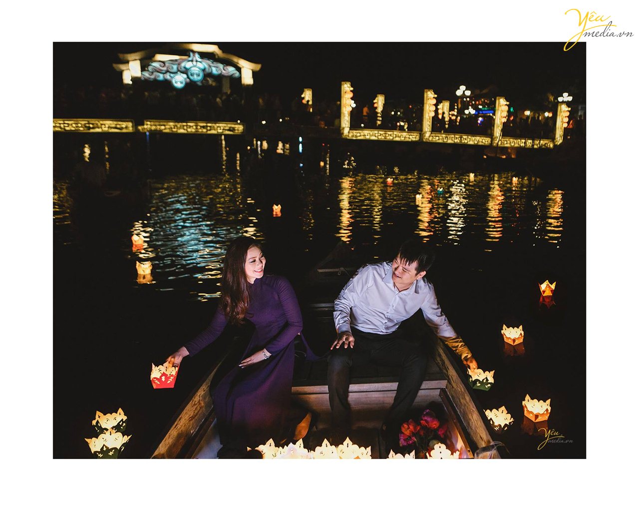 chup anh cuoi o hoi an buoi dem