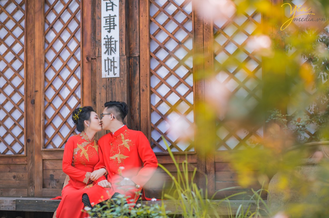 Xu hướng chụp ảnh cưới hiện đại, đơn giản đến từ xứ sở kim chi Hàn Quốc đang trở thành trào lưu rất được ưa chuộng trong thời gian gần đây ở các studio chụp ảnh cưới. Phong cách chụp ảnh cưới tự nhiên luôn là kiểu chụp hình cưới được nhiều cô dâu chú rể theo đuổi, làm thế nào để có bộ ảnh cưới vừa đẹp tự nhiên vừa tiết kiệm?