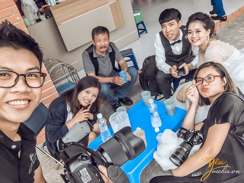 chụp ảnh cưới tại Santorini Park