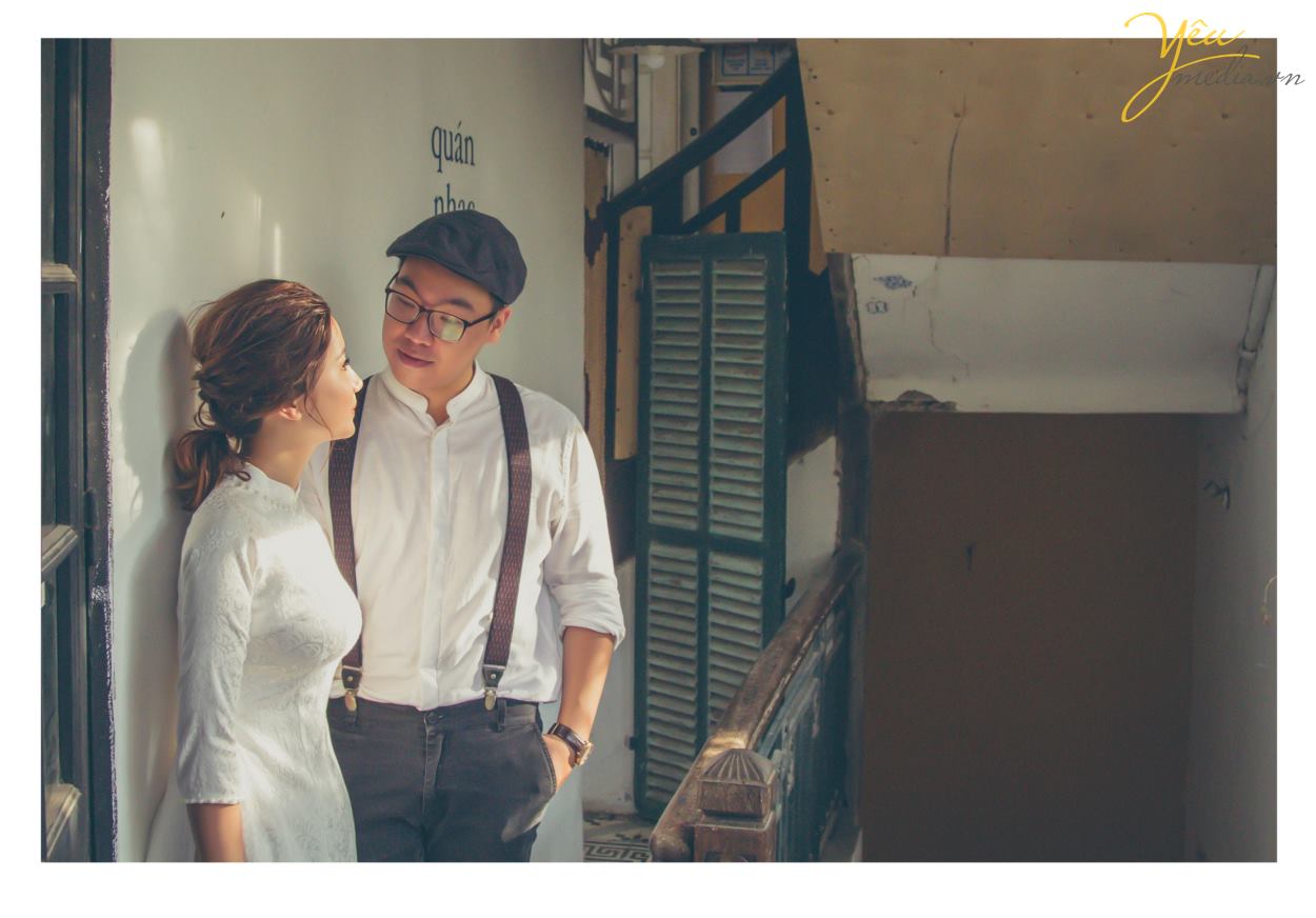 Một mối tình đẹp kết trái bằng một đám cưới lung linh và lưu giữ bằng một bộ ảnh cưới đáng nhớ. Chụp ảnh cưới đẹp tại Hàn Quốc để ghi dấu những khoảnh khắc đẹp đẽ nhất của các cặp đôi có lẽ là ý tưởng không thể nào tuyệt vời hơn.  Nếu cô dâu đáng yêu của bạn luôn ao ước được chụp ảnh cưới đẹp tại đất nước Hàn Quốc, còn bạn thì muốn dành cho nàng những kỉ niệm đáng nhớ. Vậy thì, cưới chỉ có một lần, tại sao lại không chọn tour chụp ảnh cưới tại Hàn Quốc vừa đẹp vừa ý nghĩa nhỉ.