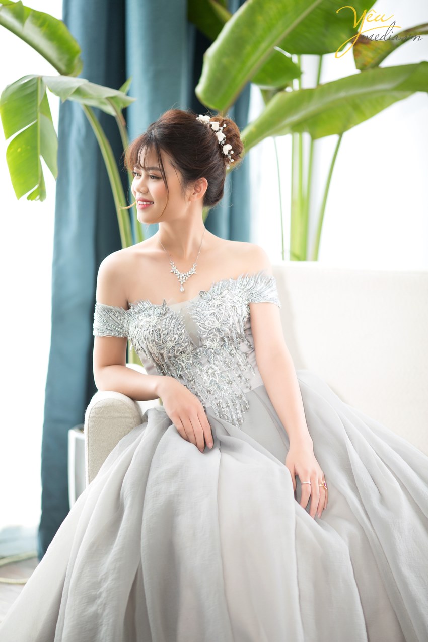 chụp ảnh cưới phong cách truyền thống in ảnh phóng không làm album giá rẻ nhất
