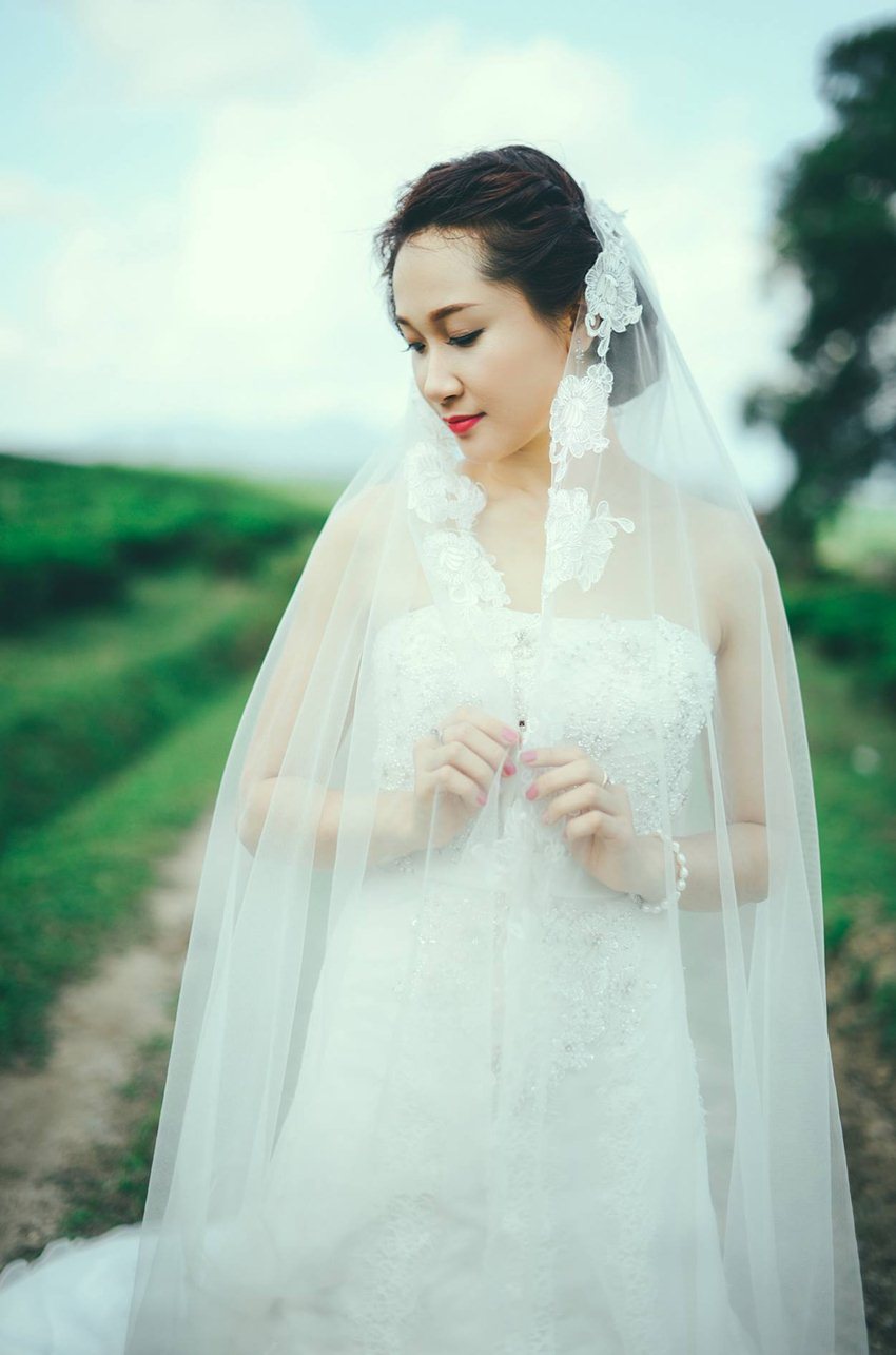 chụp ảnh cưới ở đồi xanh