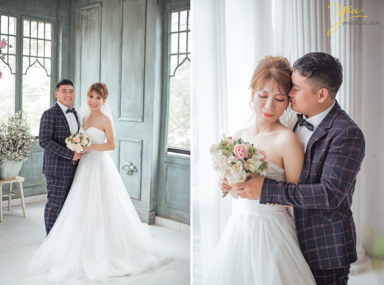 Xu hướng chụp ảnh cưới tự nhiên với bối cảnh đơn giản, chi phí tiết kiệm đang nở rộ và được nhiều đôi uyên ương trẻ hưởng ứng. Những bức hình cưới bớt tạo dáng, bớt makeup lòe loẹt, bớt phụ kiện cầu kỳ là khởi đầu của phong cách chụp ảnh cưới tự nhiên và giản dị đang “hot” hiện nay.